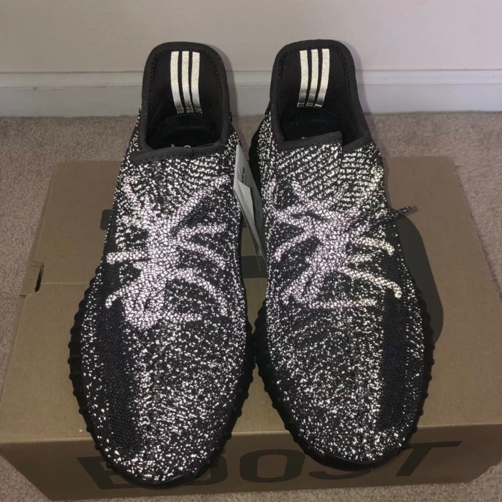 Yeezy 350 v2 static reflective